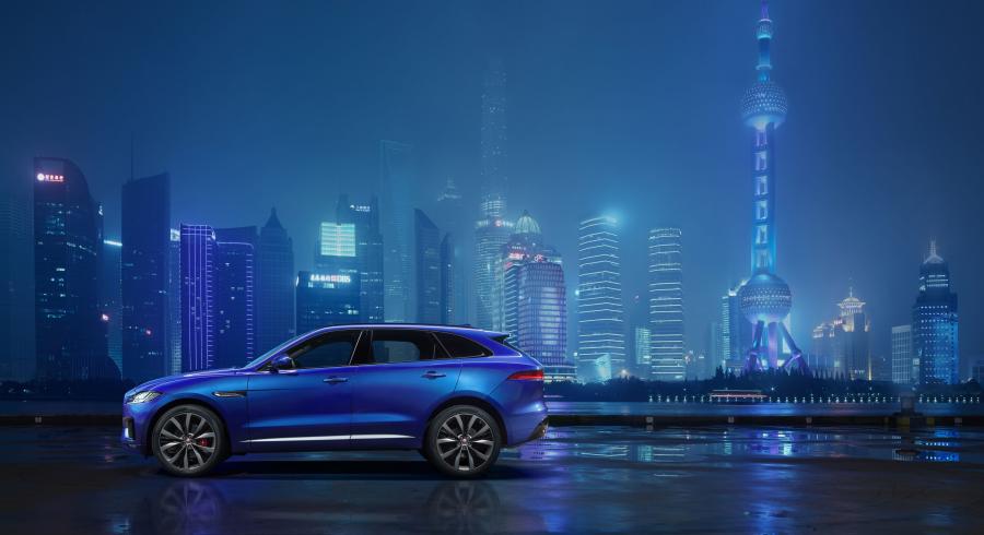  Jaguar F-Pace S 2016 года  (фото 4 из 30)